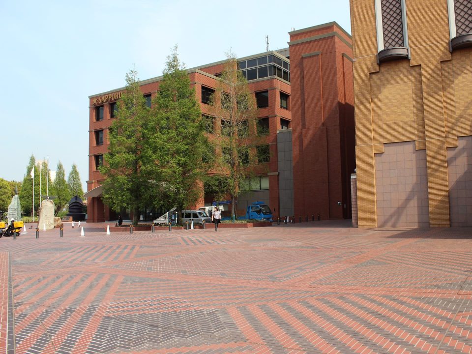 恵比寿ガーデンプレイス床改修