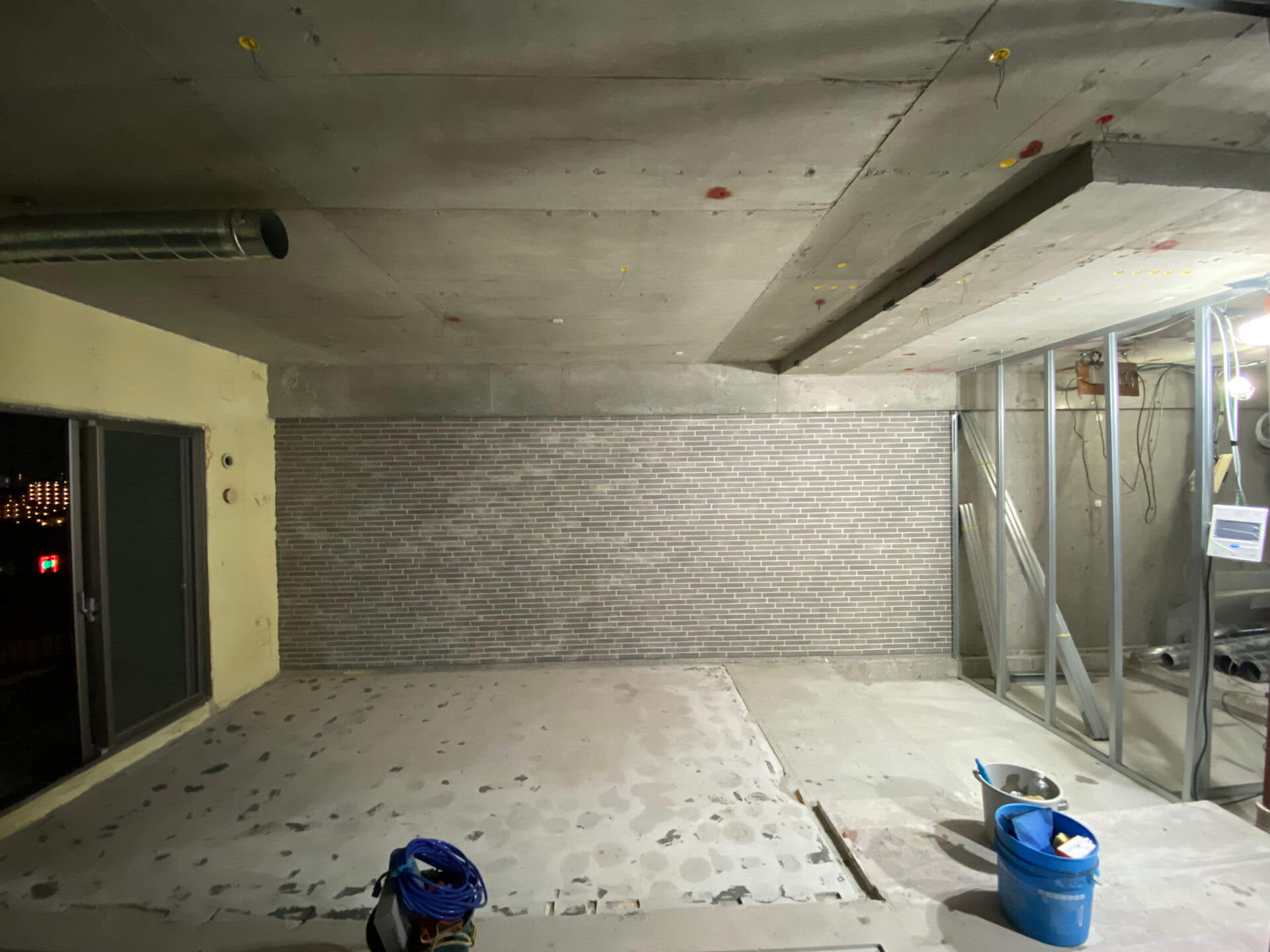 Barbourハウス　エイジングタイル工事