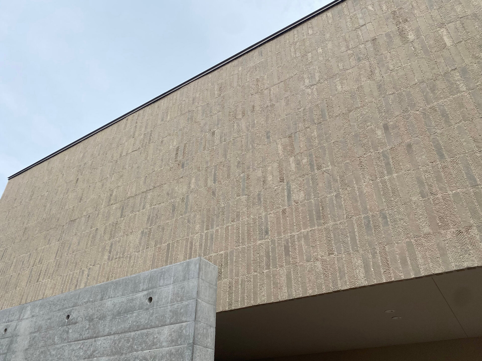 縦張りに惹かれ実現!